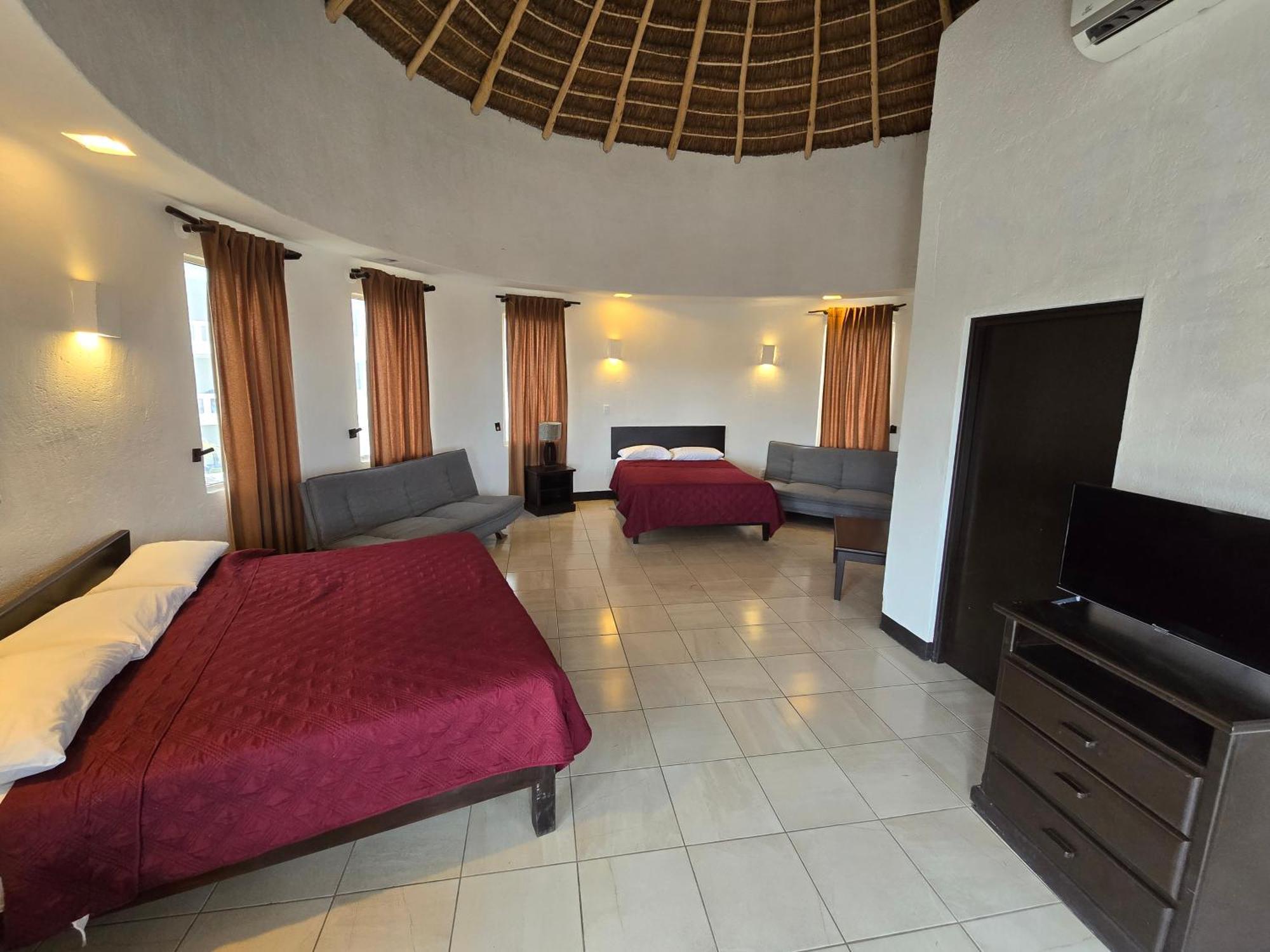 Hotel Villa Capricho Ciudad Madero Esterno foto