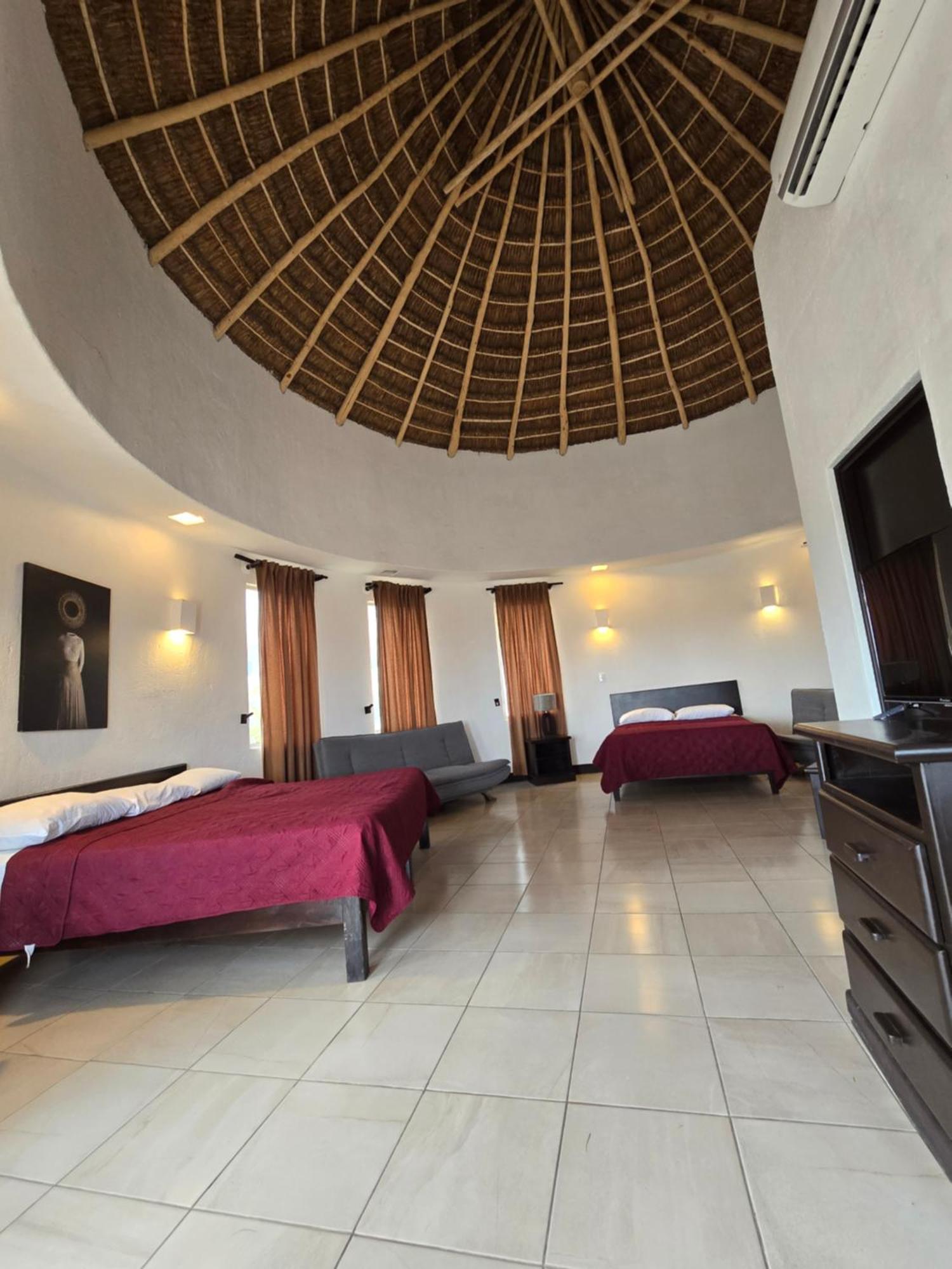 Hotel Villa Capricho Ciudad Madero Esterno foto